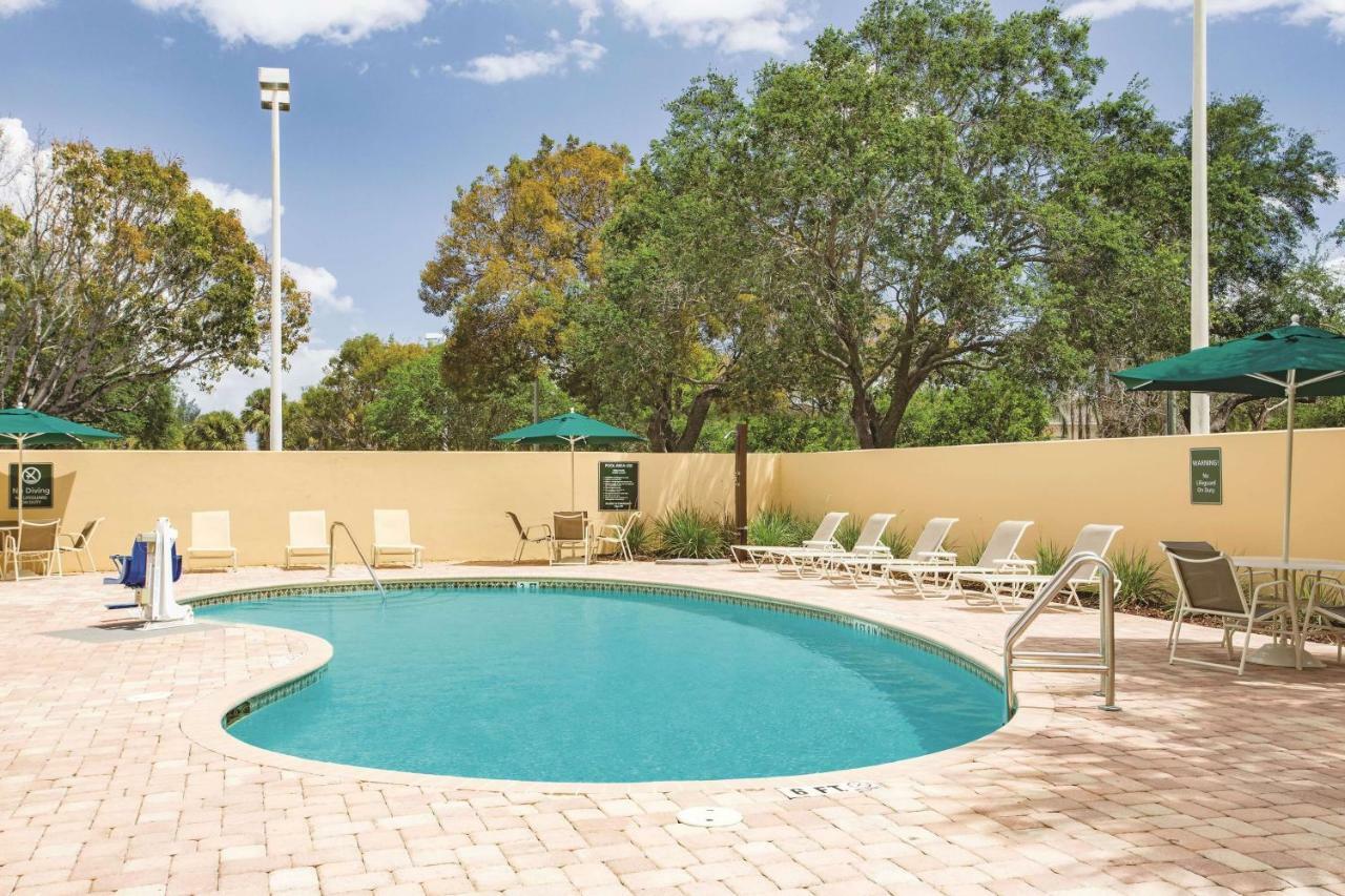 La Quinta By Wyndham Fort Lauderdale Tamarac Luaran gambar
